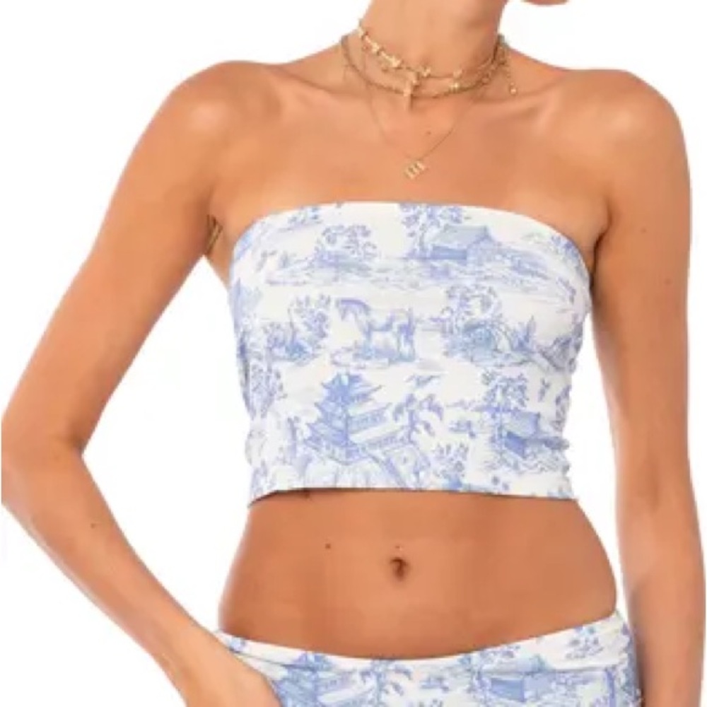 Edikted blue and white tube top